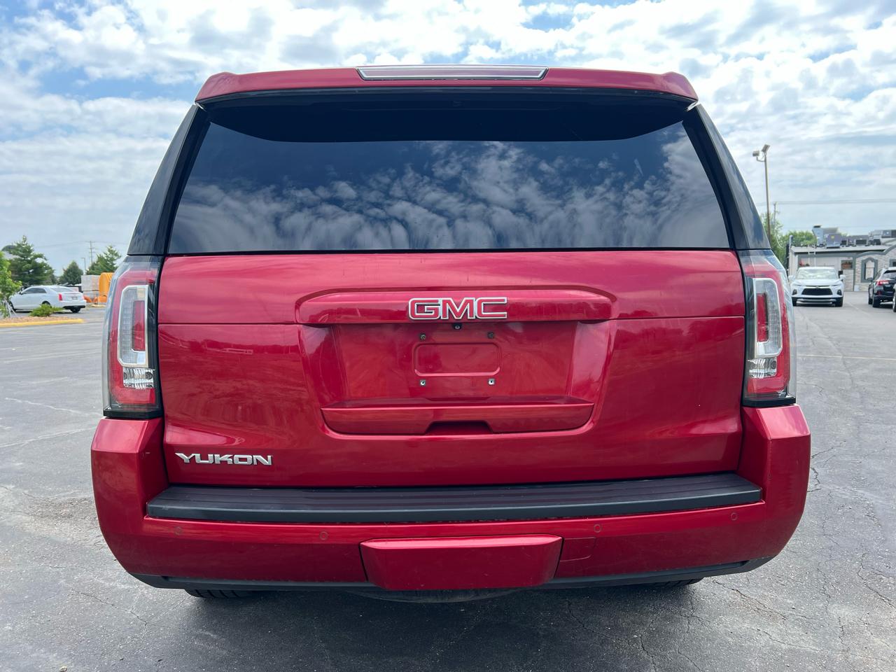 GMC Yukon 4WD 4dr SLT 2015
