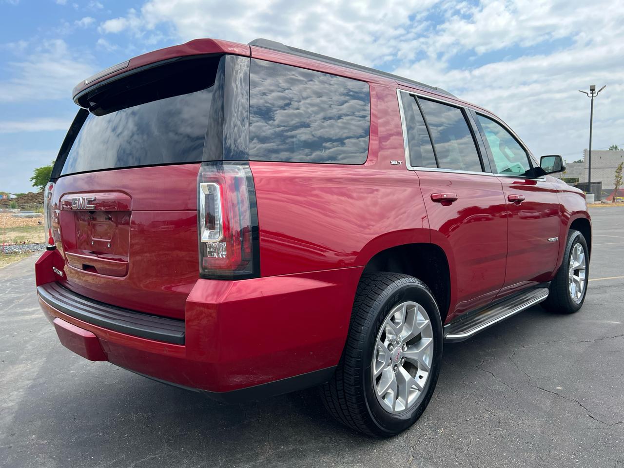 GMC Yukon 4WD 4dr SLT 2015