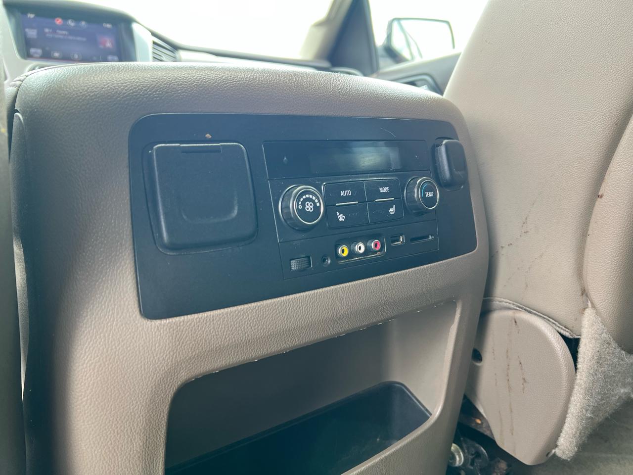 GMC Yukon 4WD 4dr SLT 2015