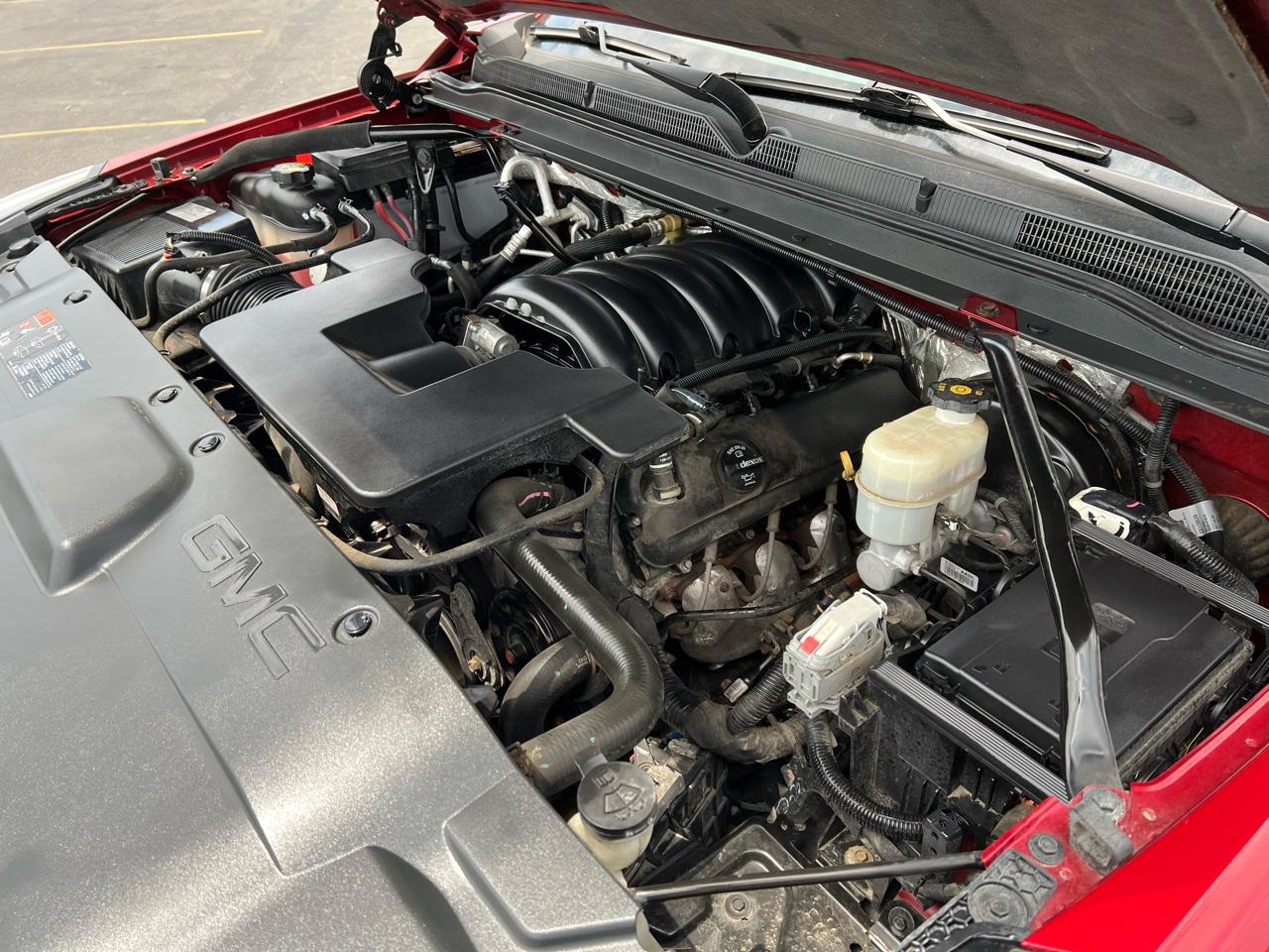 GMC Yukon 4WD 4dr SLT 2015