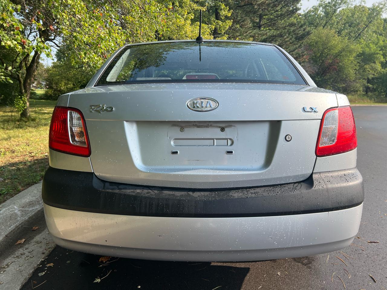 Kia Rio 4dr Sdn Auto LX 2009