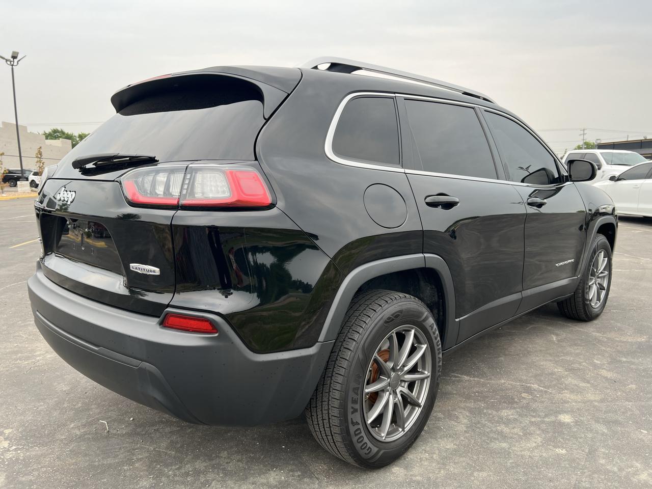 Jeep Cherokee Latitude 4x4 2019