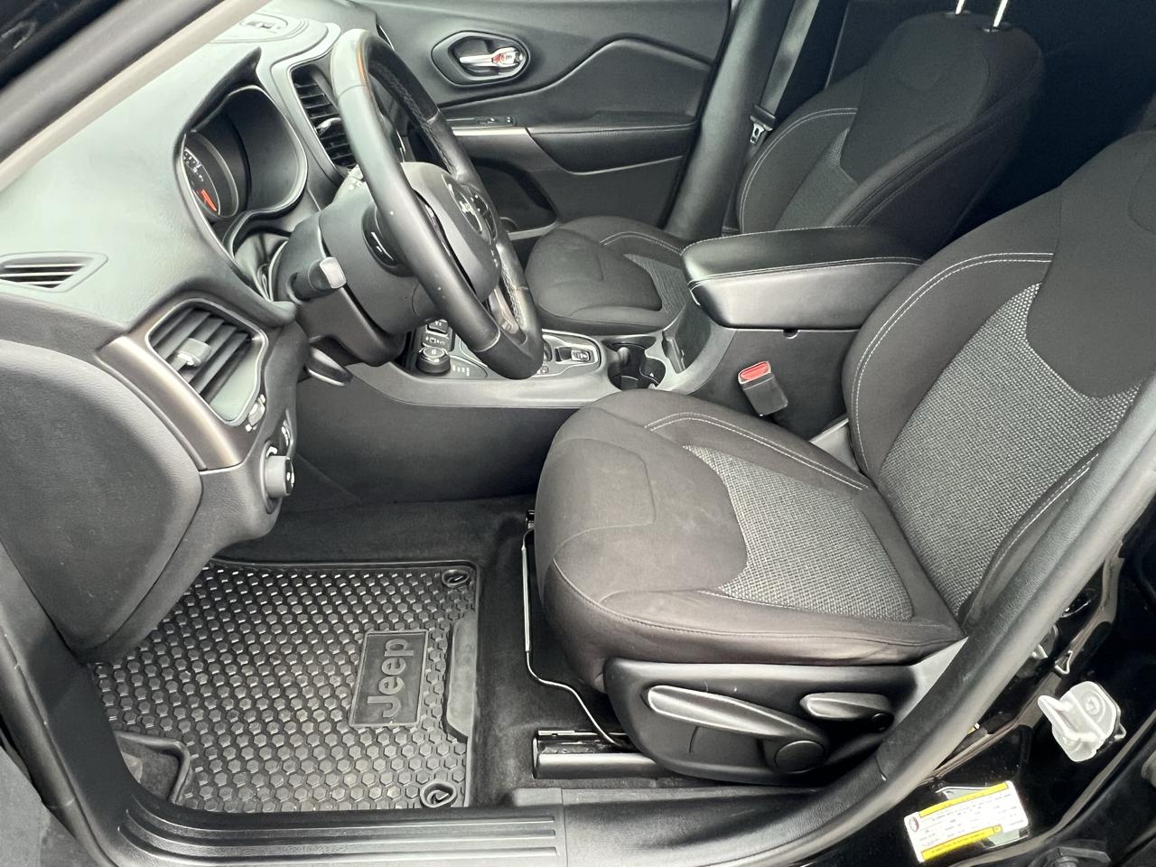 Jeep Cherokee Latitude 4x4 2019