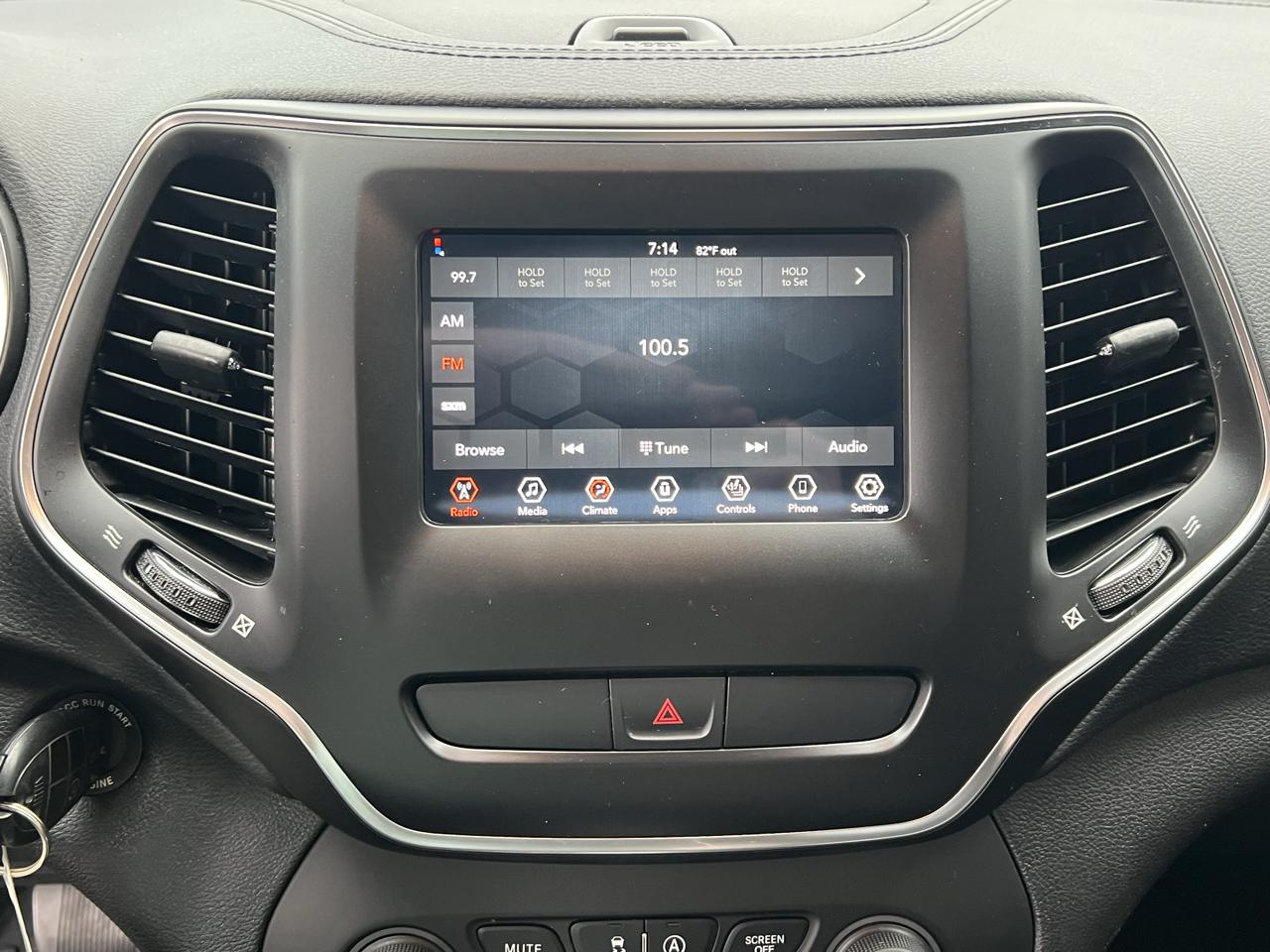 Jeep Cherokee Latitude 4x4 2019