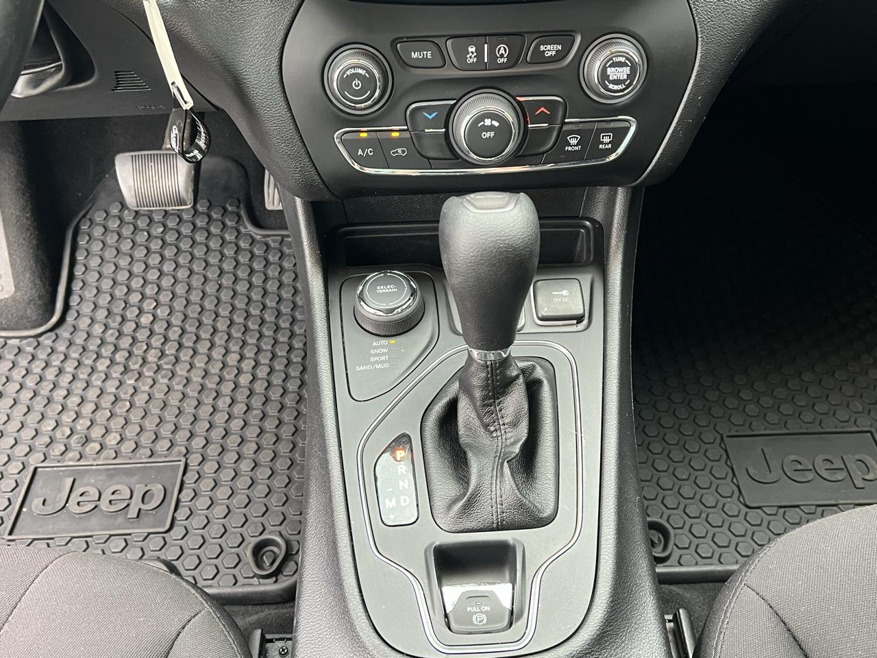 Jeep Cherokee Latitude 4x4 2019