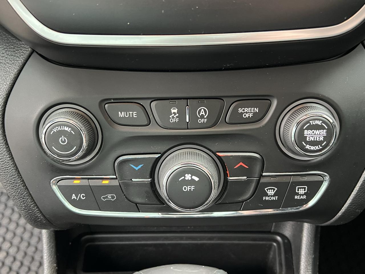 Jeep Cherokee Latitude 4x4 2019