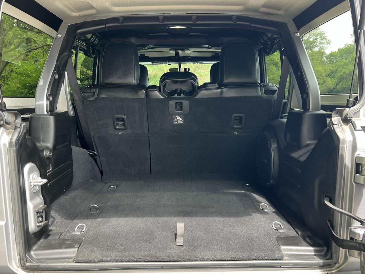 Jeep Wrangler Unlimited 4WD 4dr Willys Wheeler 2018