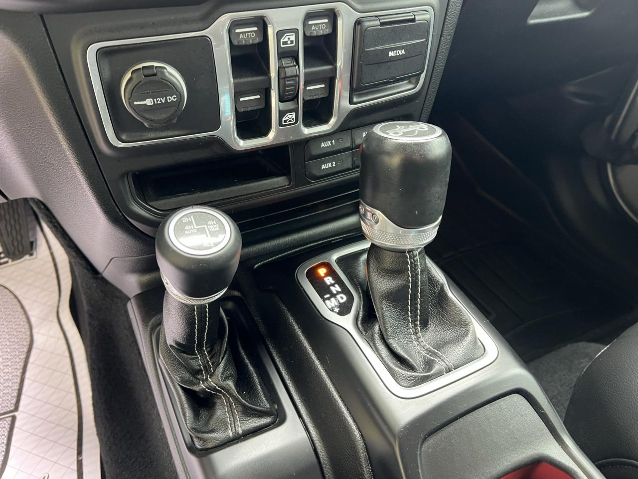 Jeep Wrangler Unlimited 4WD 4dr Willys Wheeler 2018