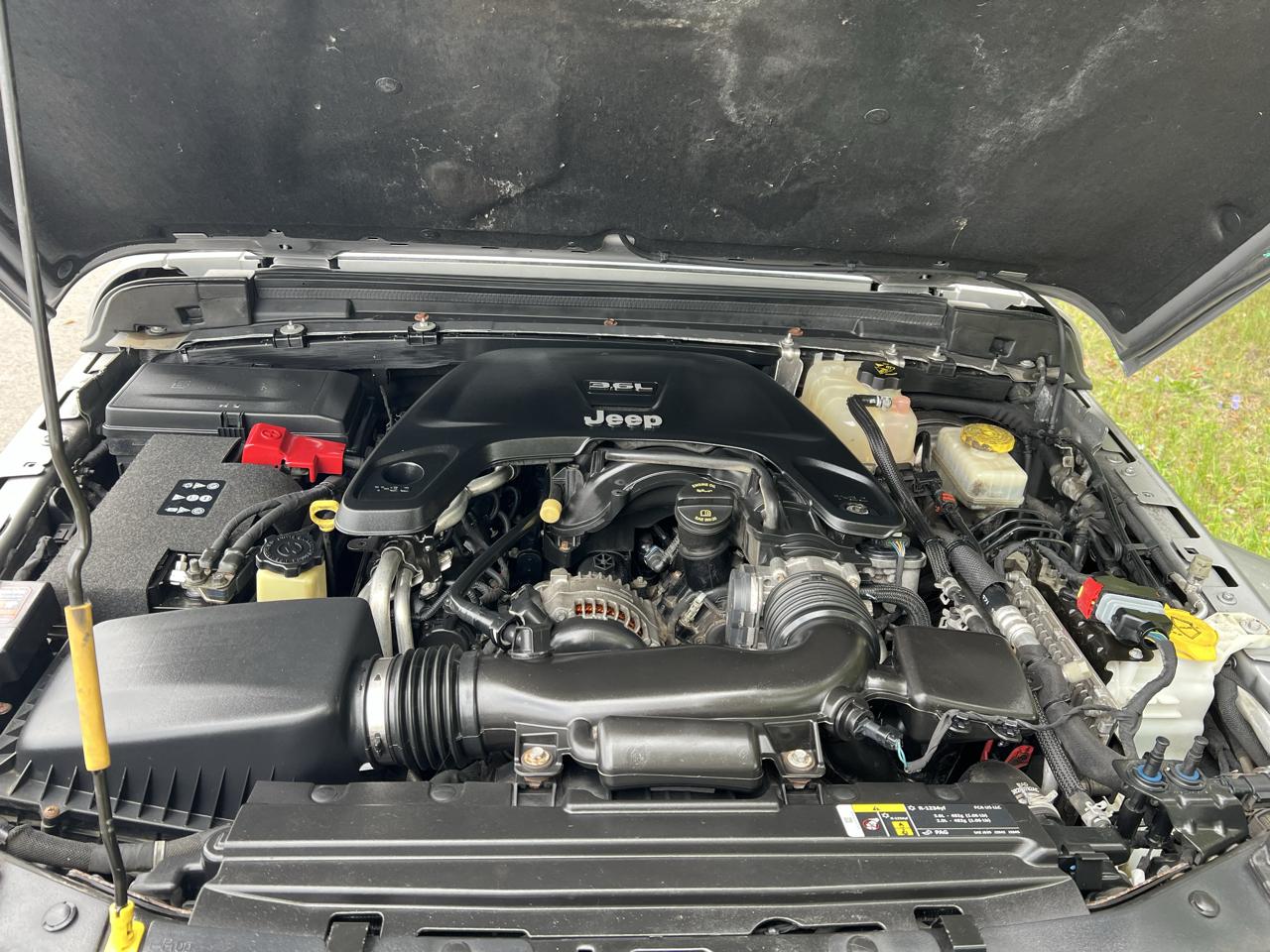 Jeep Wrangler Unlimited 4WD 4dr Willys Wheeler 2018