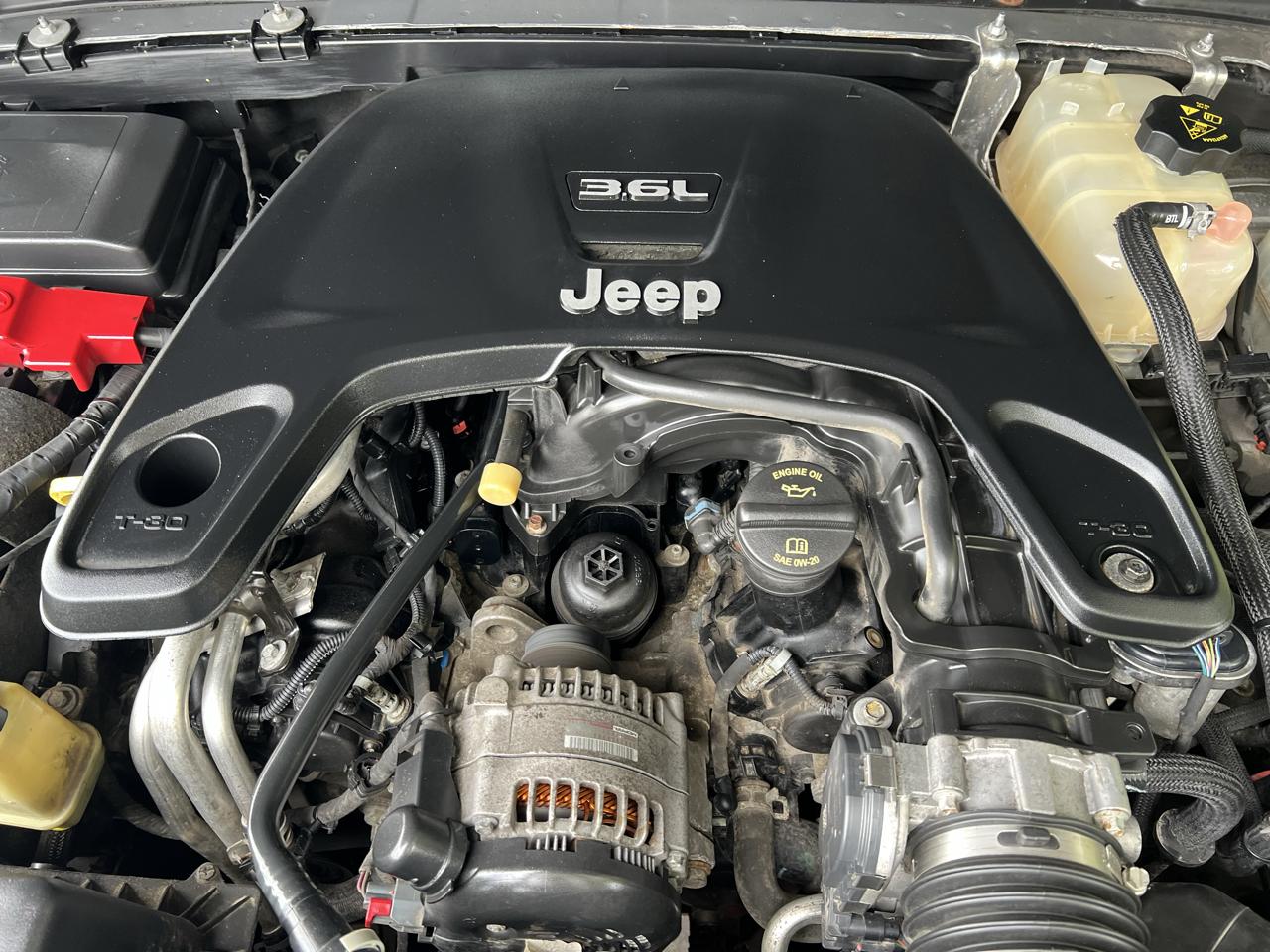 Jeep Wrangler Unlimited 4WD 4dr Willys Wheeler 2018