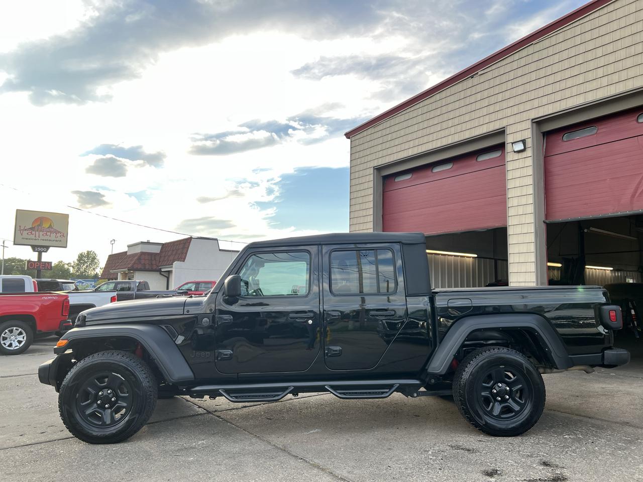 Jeep Gladiator Sport 4x4 2022