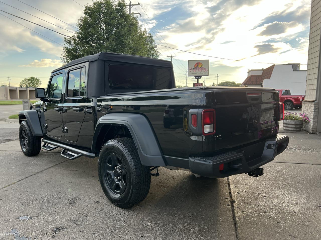 Jeep Gladiator Sport 4x4 2022