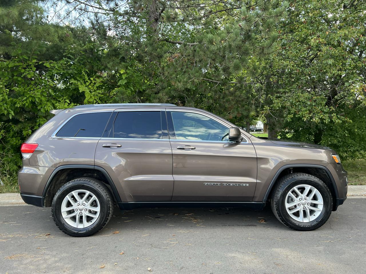Jeep Grand Cherokee Laredo 4x4 2017