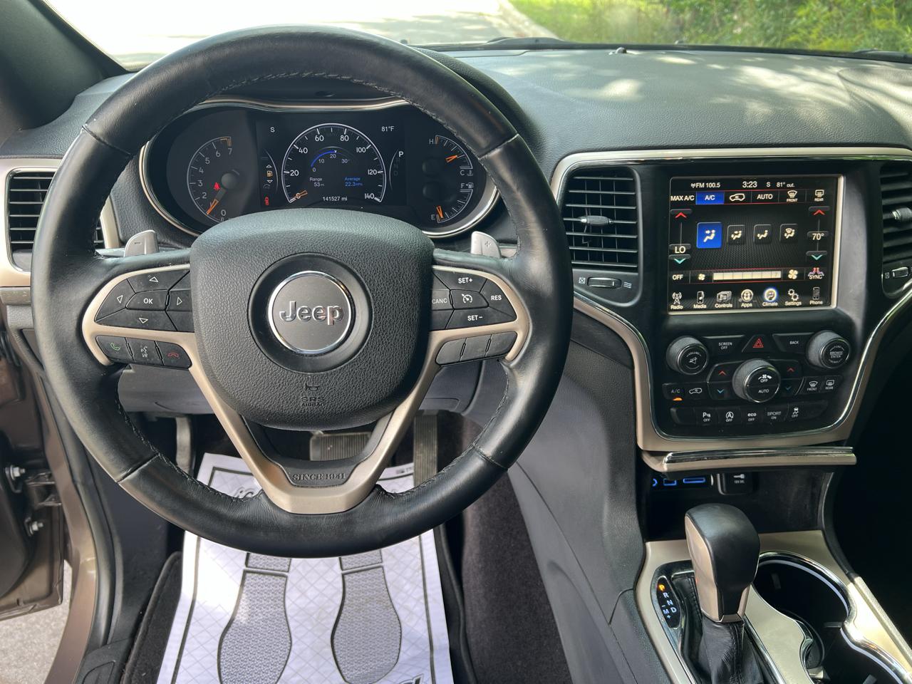 Jeep Grand Cherokee Laredo 4x4 2017