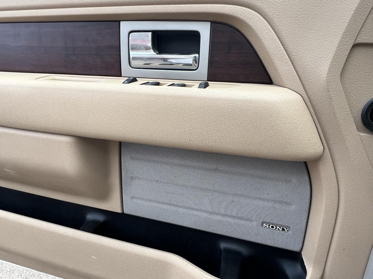 Ford F-150 4WD SuperCrew 145" King Ranch 2014