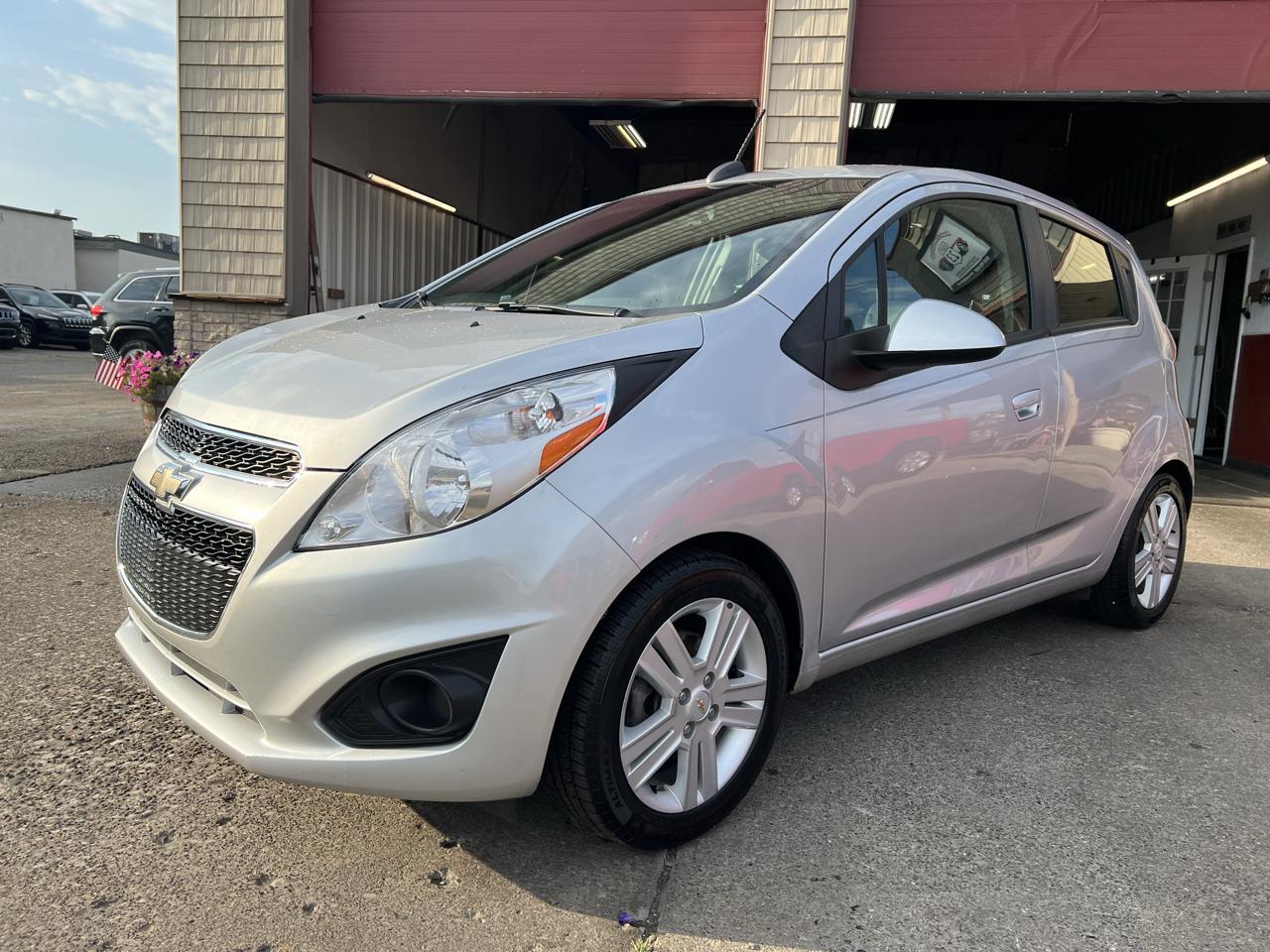 Chevrolet Spark 5dr HB Man LS 2015