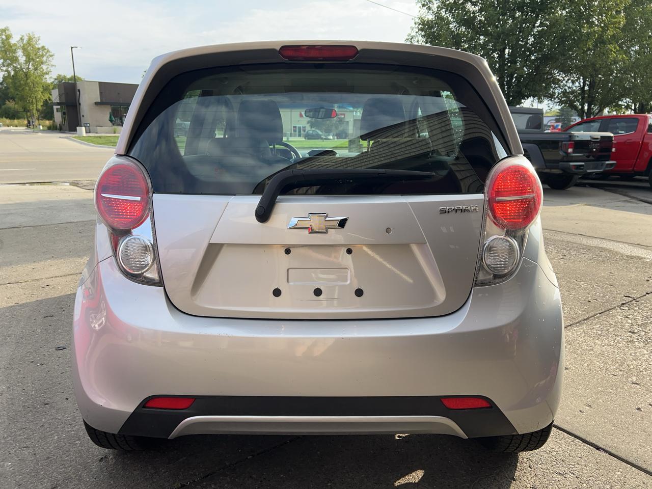 Chevrolet Spark 5dr HB Man LS 2015