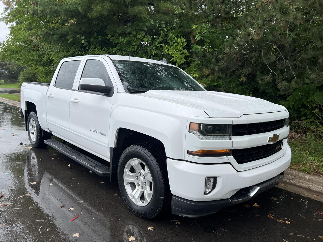 Chevrolet Silverado 1500 4WD Crew Cab 143.5" LT w/2LT 2018