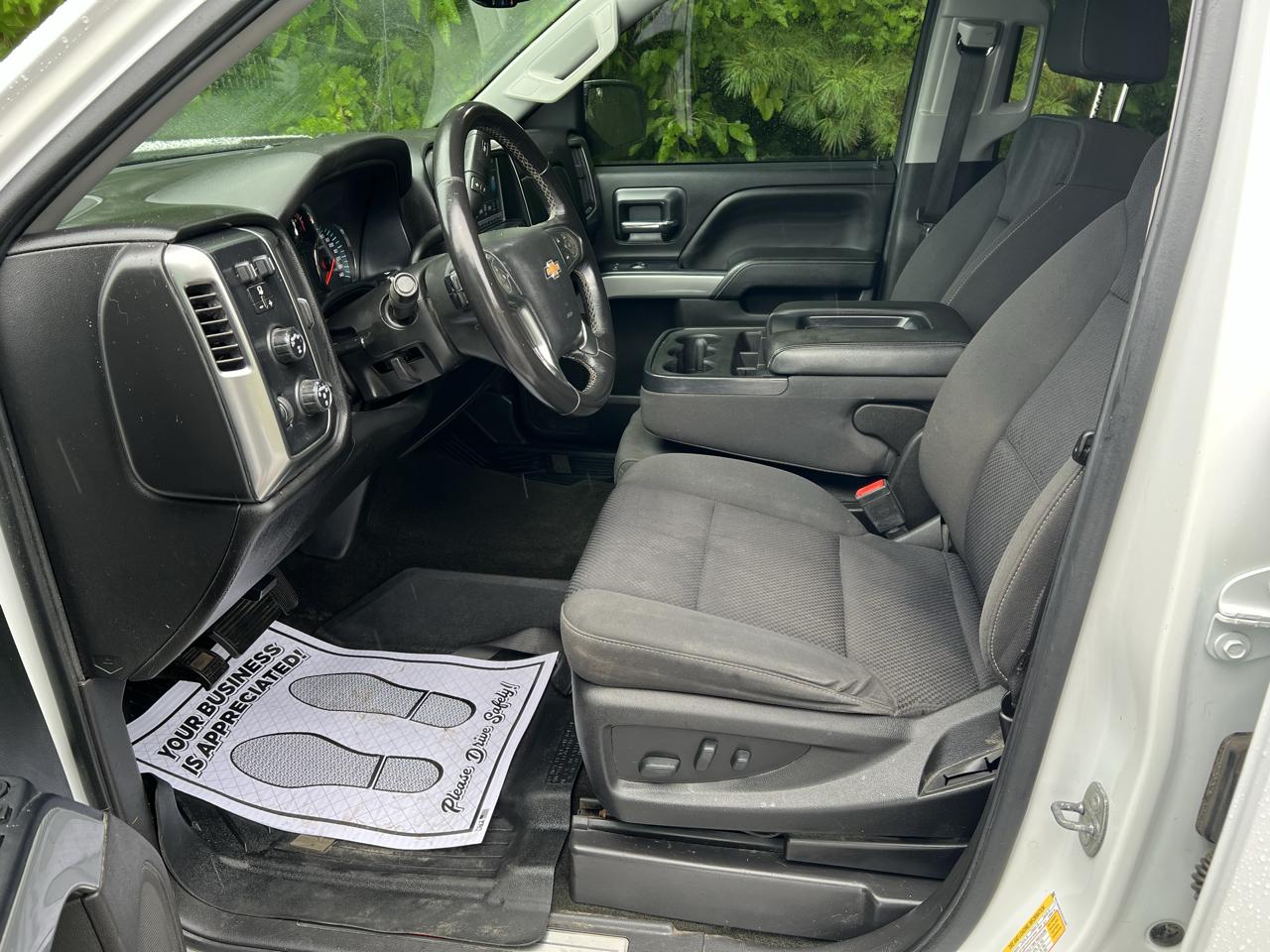 Chevrolet Silverado 1500 4WD Crew Cab 143.5" LT w/2LT 2018