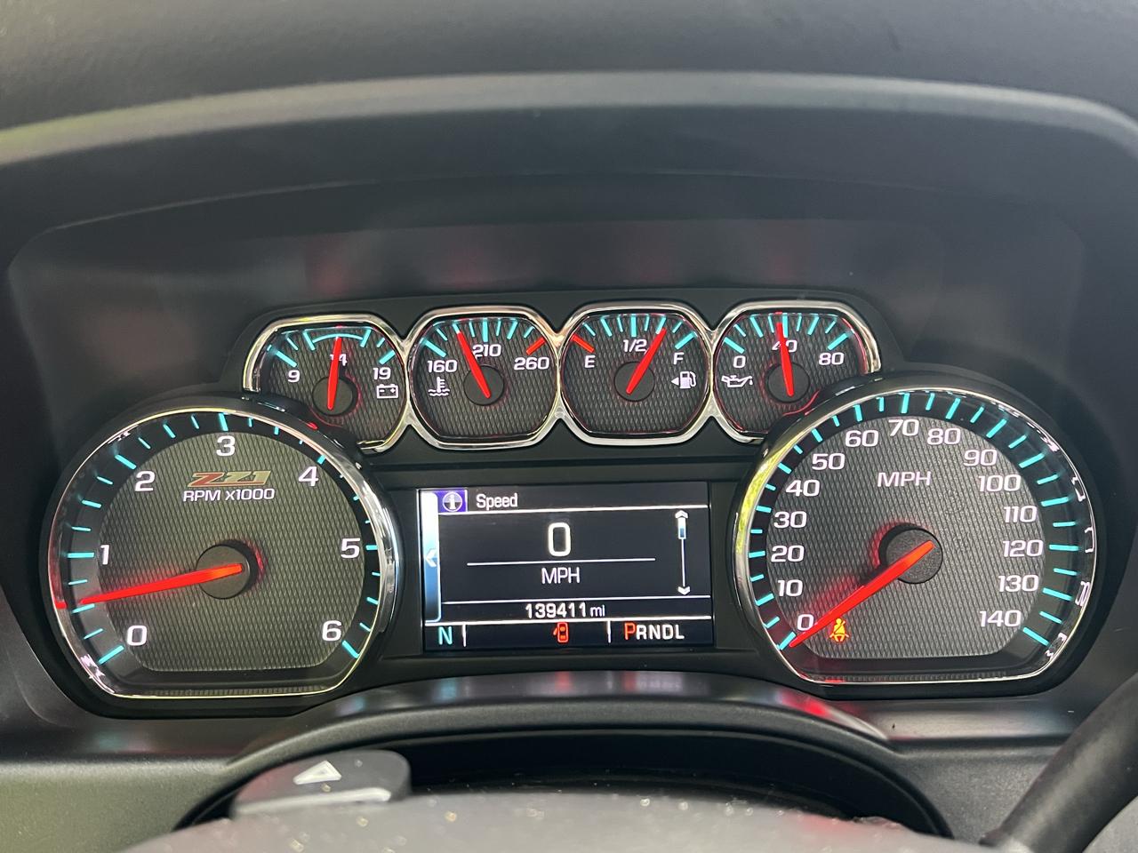 Chevrolet Silverado 1500 4WD Crew Cab 143.5" LT w/2LT 2018