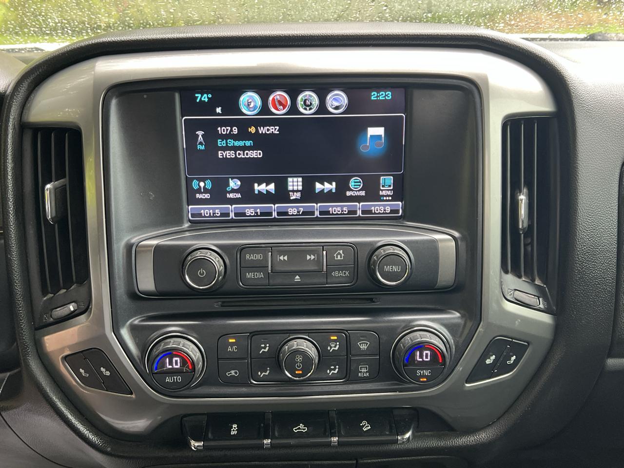 Chevrolet Silverado 1500 4WD Crew Cab 143.5" LT w/2LT 2018