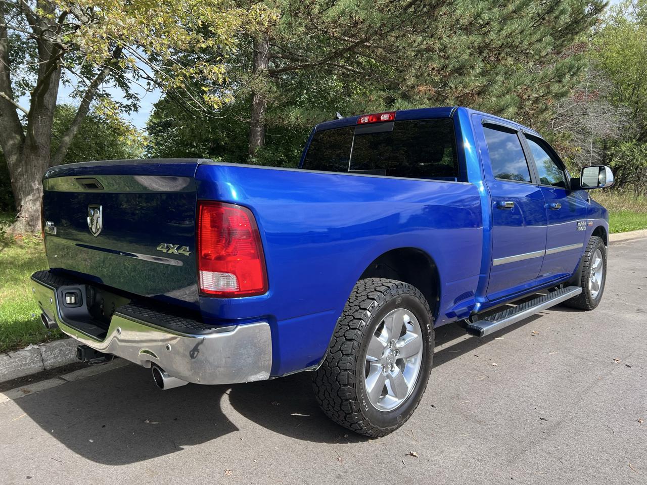 RAM 1500 Big Horn 4x4 Crew Cab 6'4" Box 2018