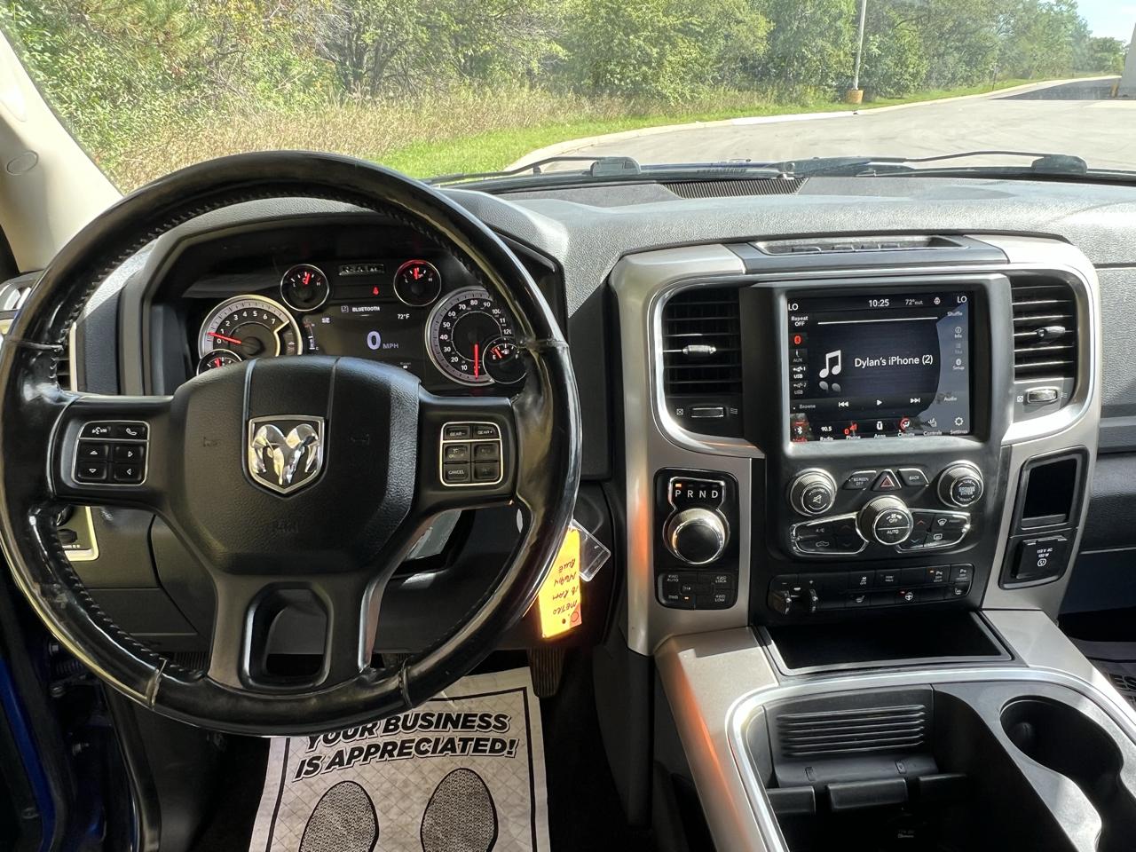 RAM 1500 Big Horn 4x4 Crew Cab 6'4" Box 2018