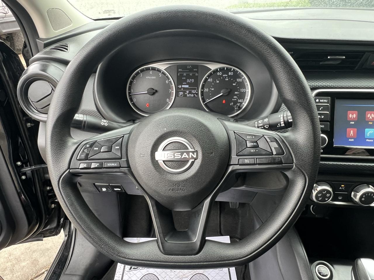 Nissan Kicks S FWD 2023