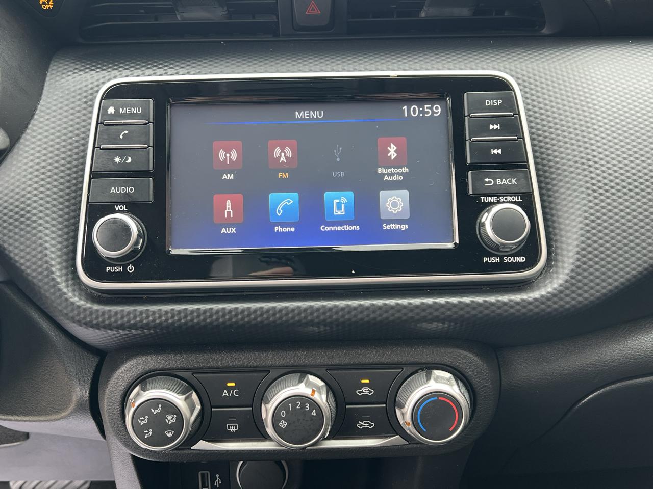 Nissan Kicks S FWD 2023