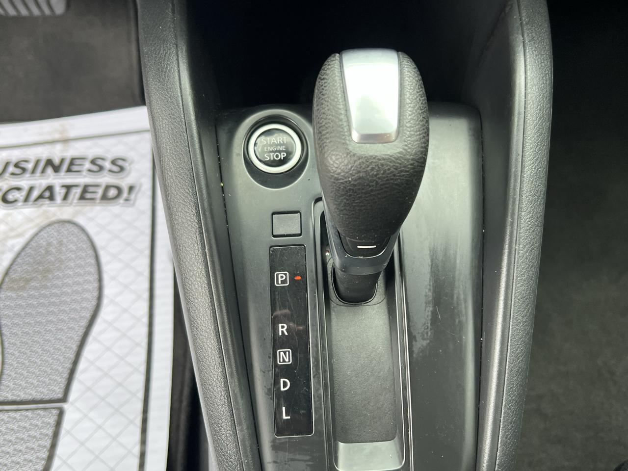 Nissan Kicks S FWD 2023