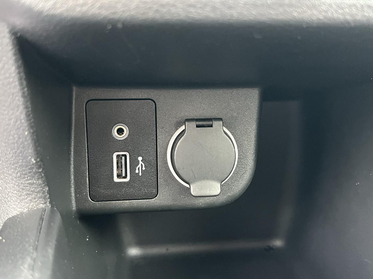 Nissan Kicks S FWD 2023