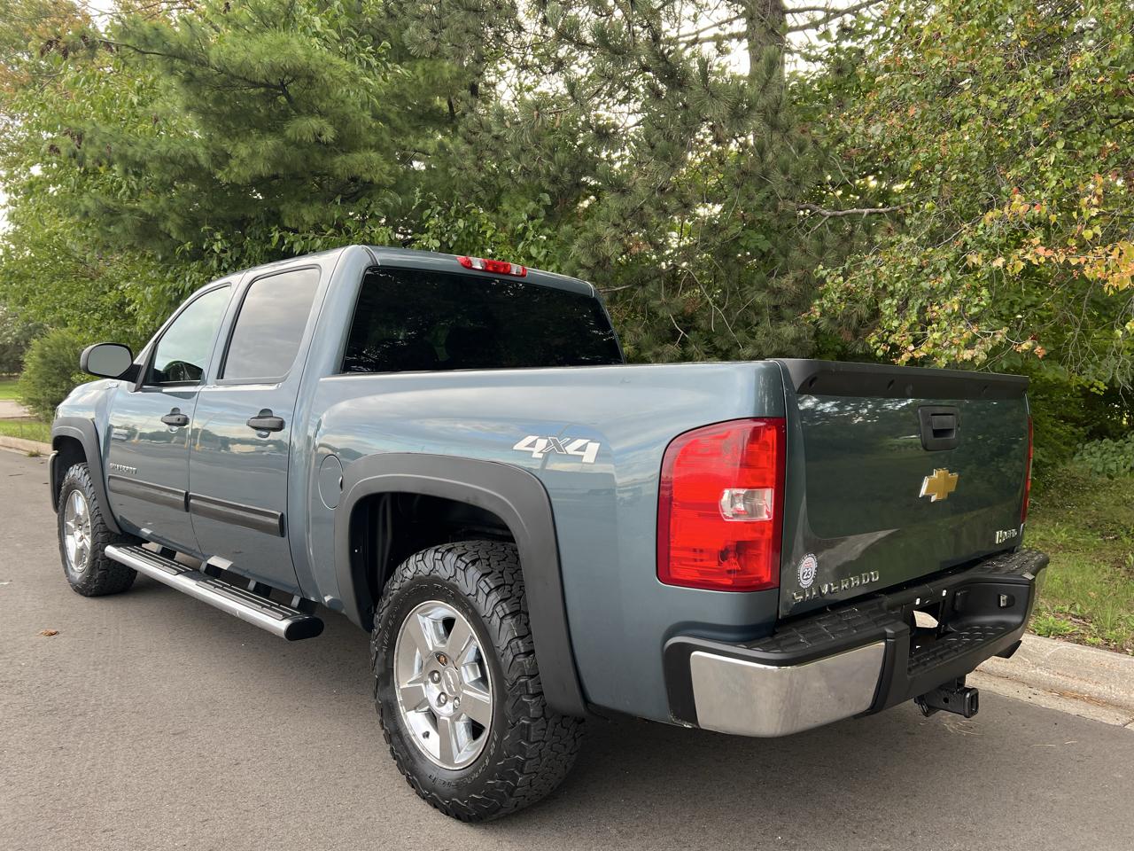 Chevrolet Silverado 1500 Hybrid 4WD Crew Cab 143.5" w/1HY 2013