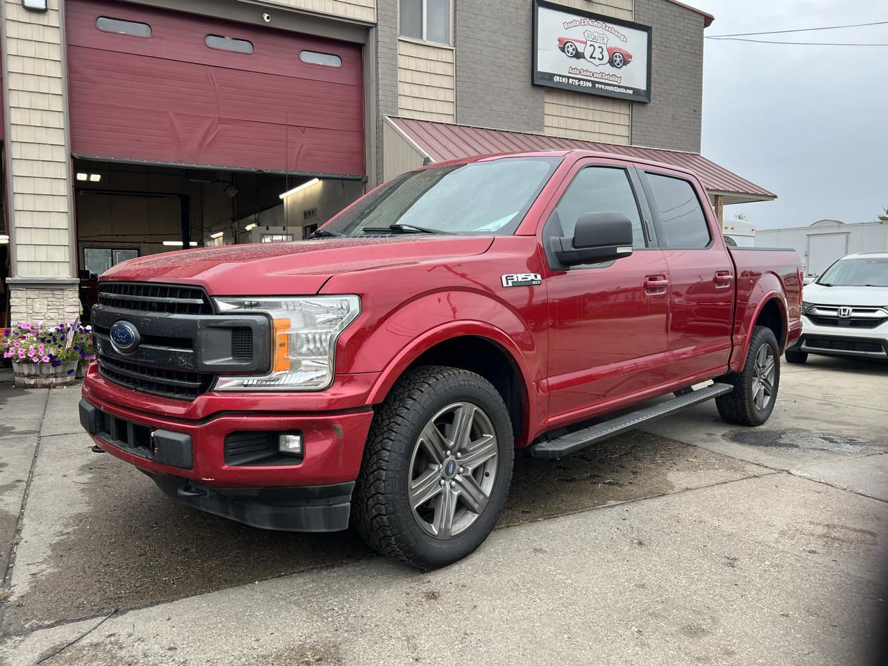 Ford F-150 XLT SuperCrew Short Bed 4WD 2020