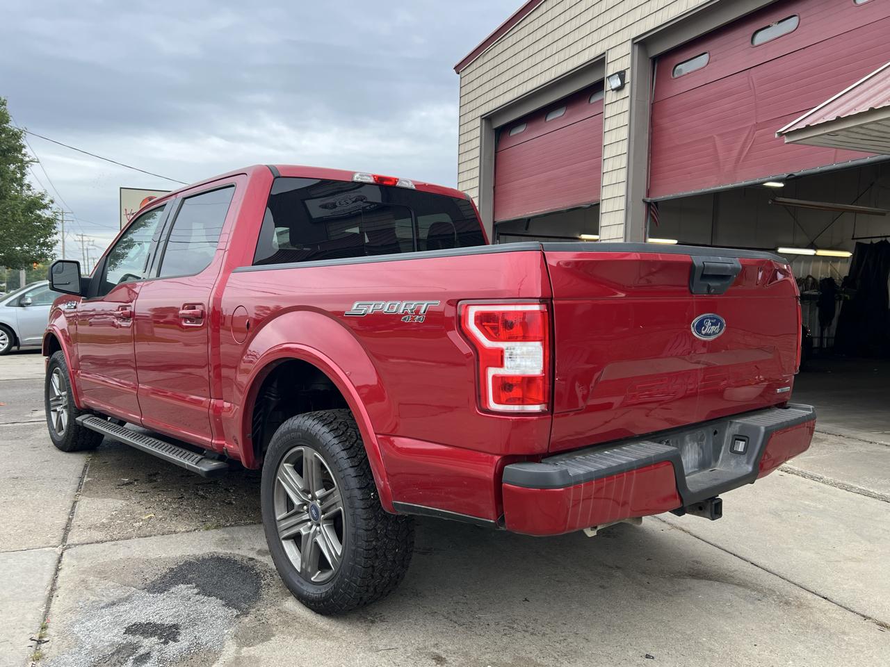 Ford F-150 XLT SuperCrew Short Bed 4WD 2020