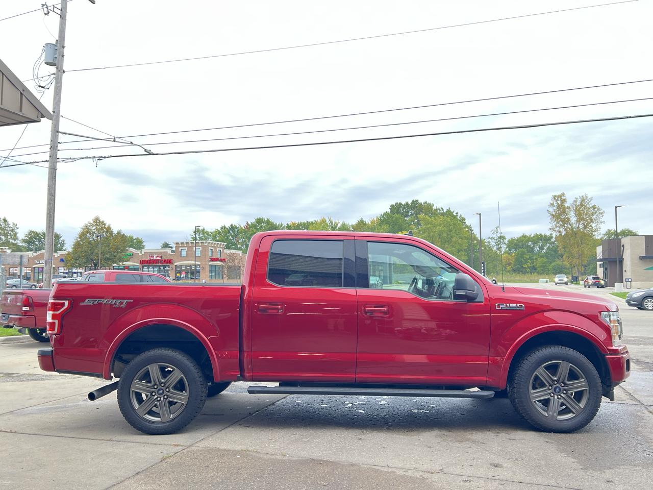 Ford F-150 XLT SuperCrew Short Bed 4WD 2020
