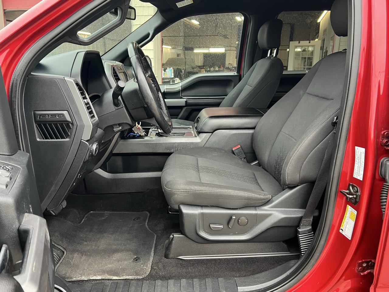 Ford F-150 XLT SuperCrew Short Bed 4WD 2020
