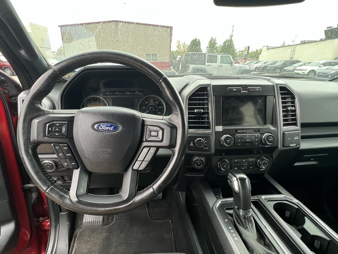 Ford F-150 XLT SuperCrew Short Bed 4WD 2020