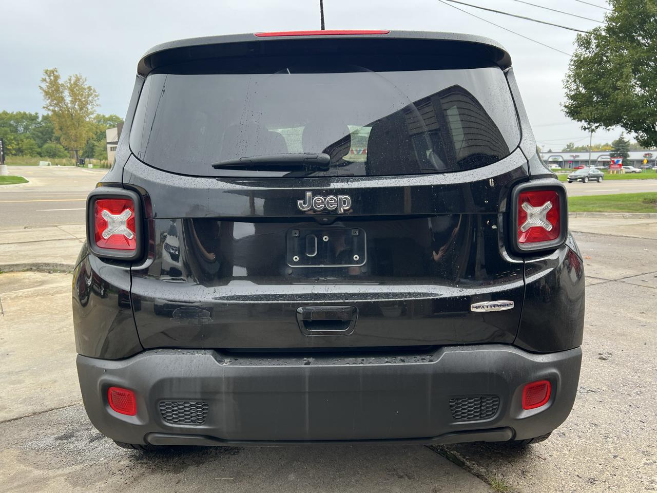 Jeep Renegade Latitude FWD 2021
