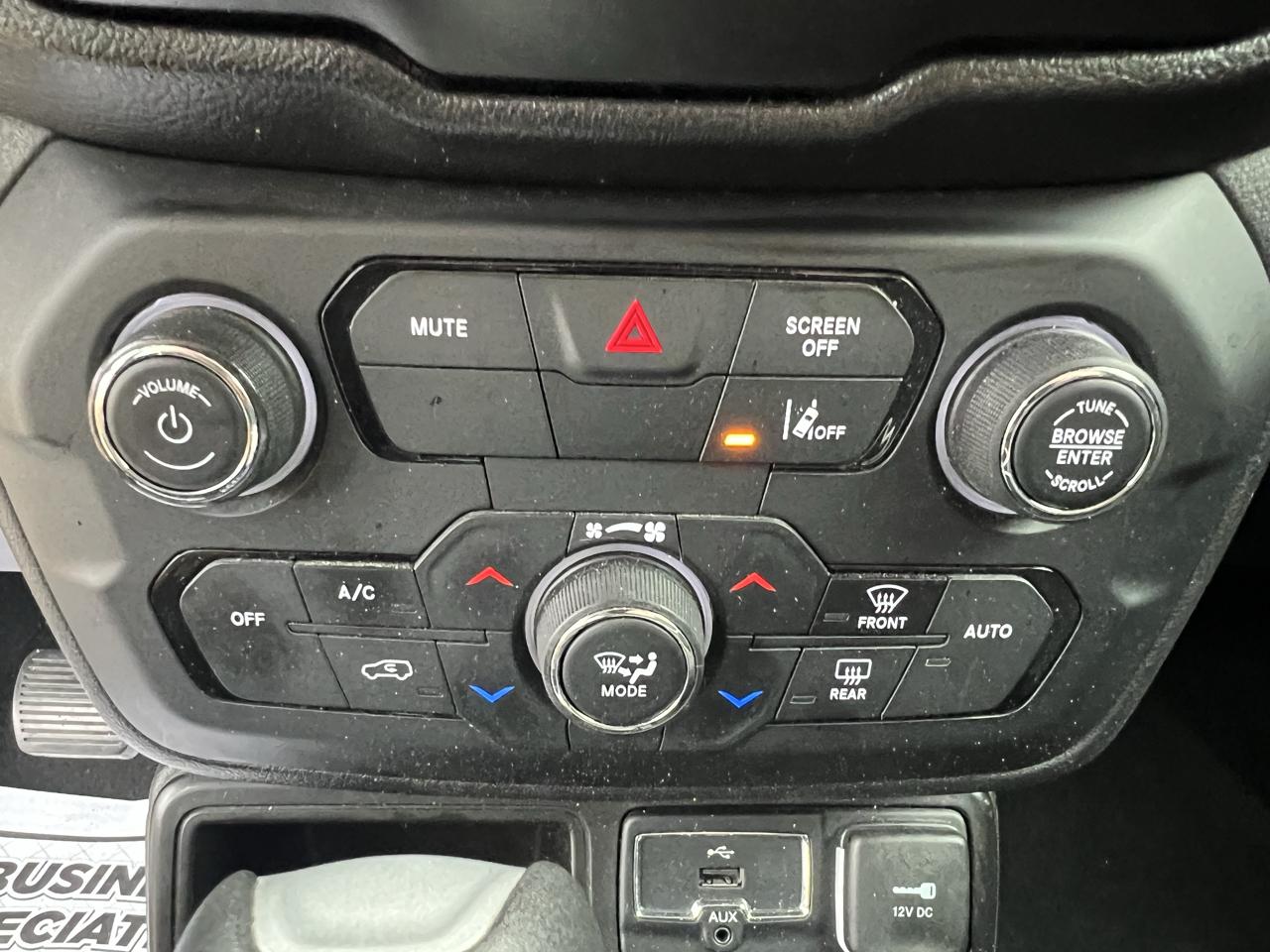 Jeep Renegade Latitude FWD 2021