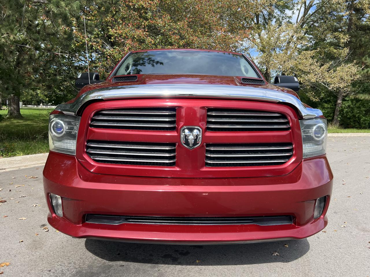RAM 1500 4WD Crew Cab 140.5" Sport 2013