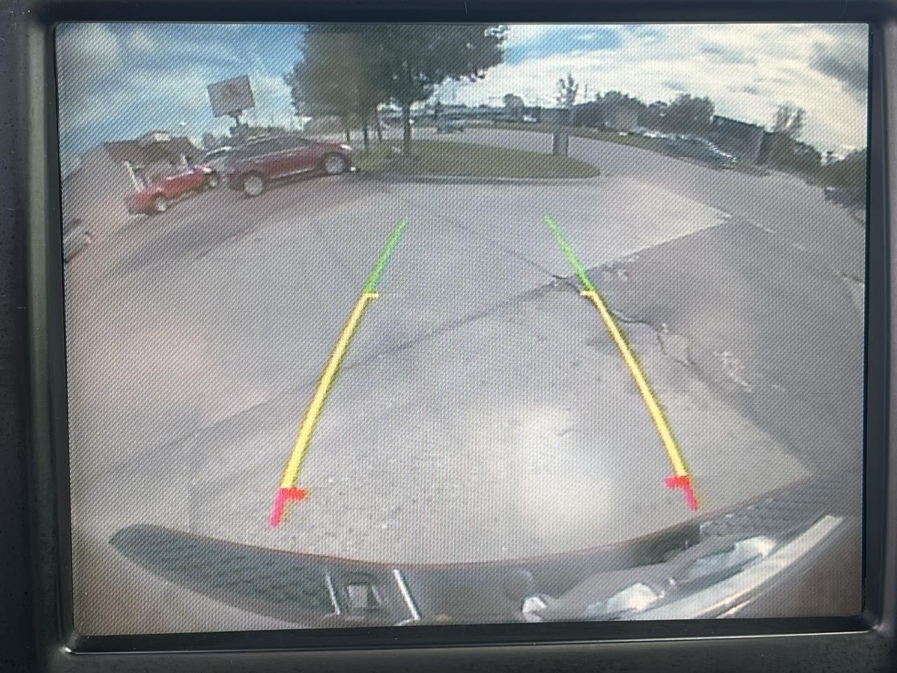 RAM 1500 4WD Crew Cab 140.5" Sport 2013