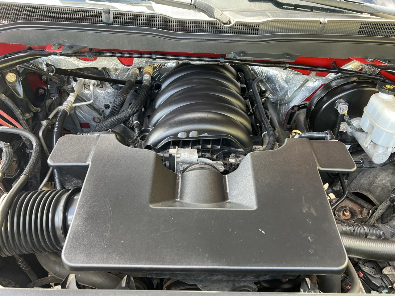 Chevrolet Silverado 1500 4WD Crew Cab 143.5" LT w/2LT 2015