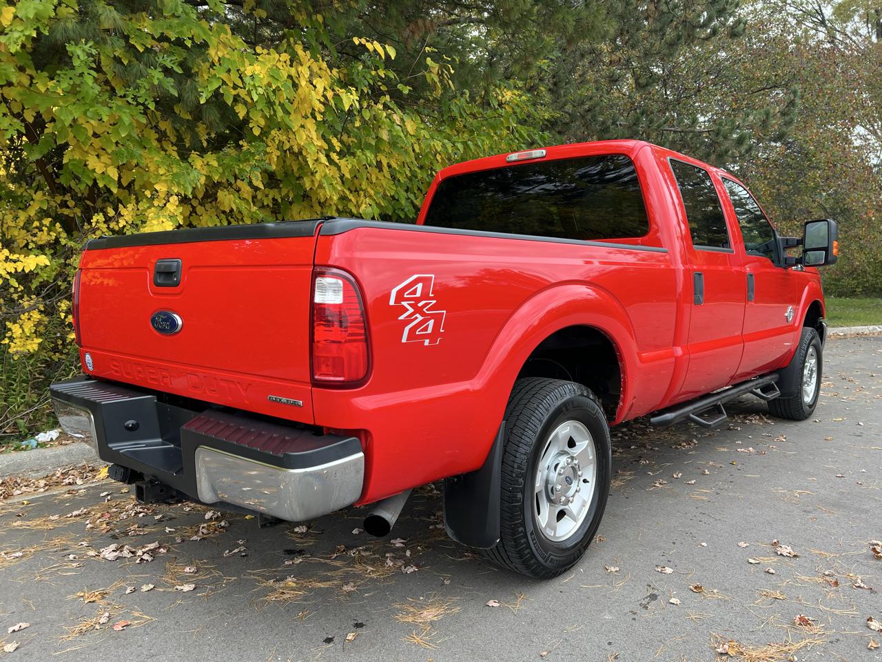 Ford Super Duty F-250 SRW 4WD Crew Cab 156" XLT 2016