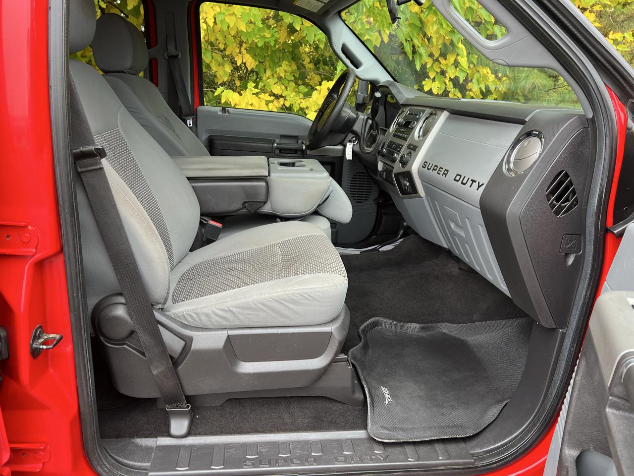 Ford Super Duty F-250 SRW 4WD Crew Cab 156" XLT 2016