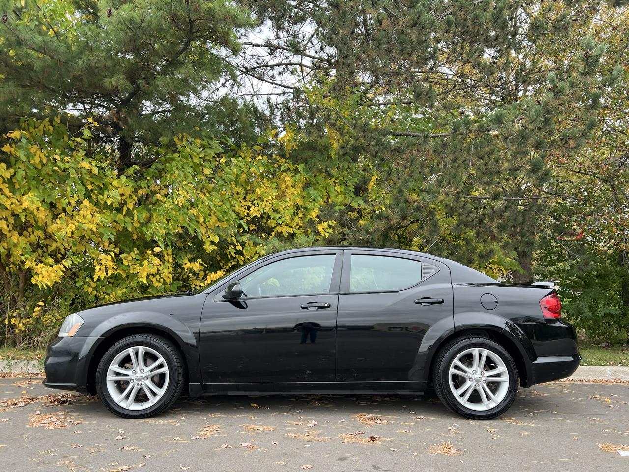 Dodge Avenger 4dr Sdn SXT 2014