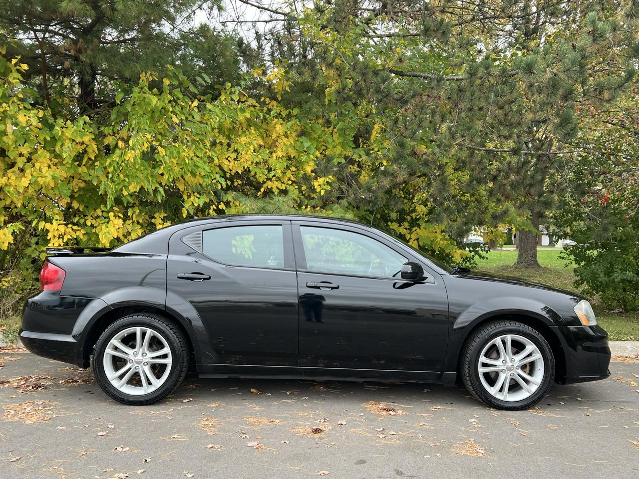 Dodge Avenger 4dr Sdn SXT 2014