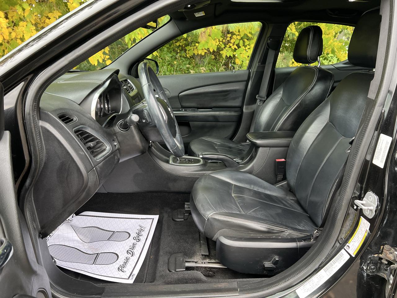 Dodge Avenger 4dr Sdn SXT 2014