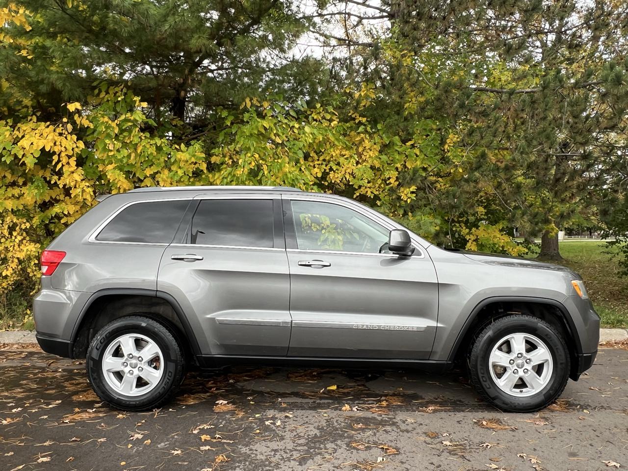 Jeep Grand Cherokee 4WD 4dr Laredo 2012