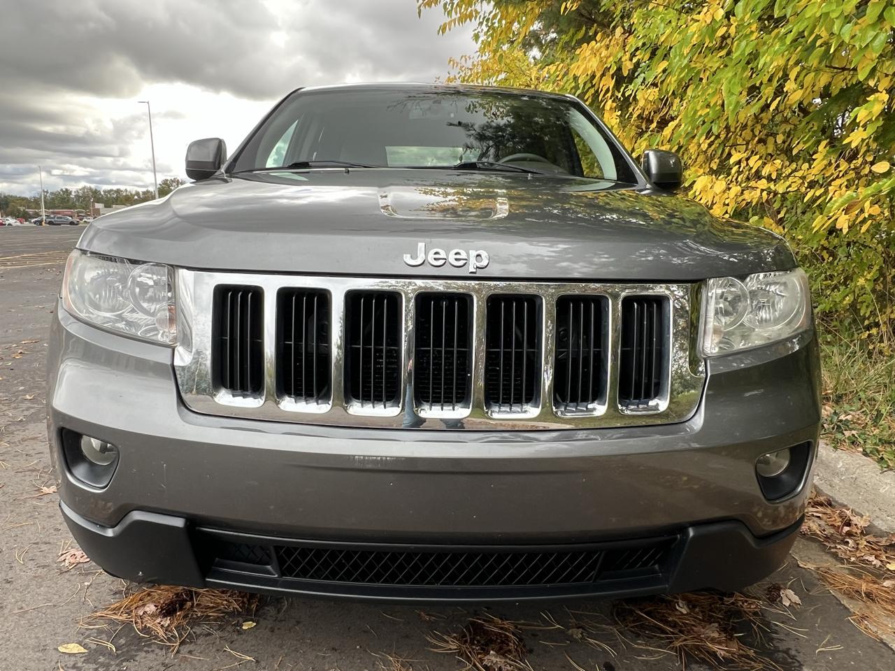 Jeep Grand Cherokee 4WD 4dr Laredo 2012
