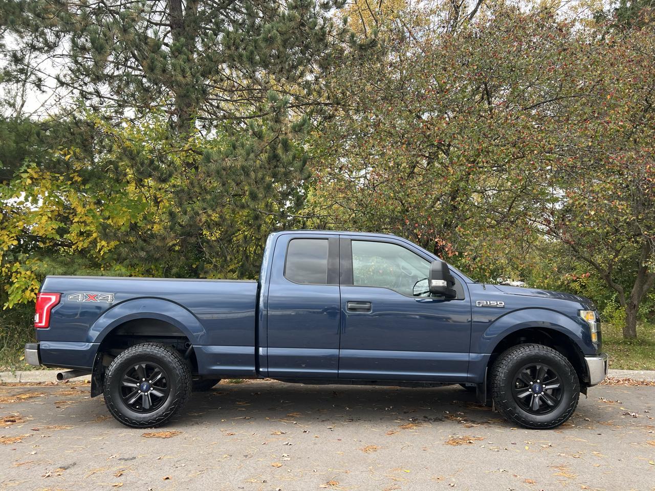 Ford F-150 4WD SuperCab 145" XLT 2016